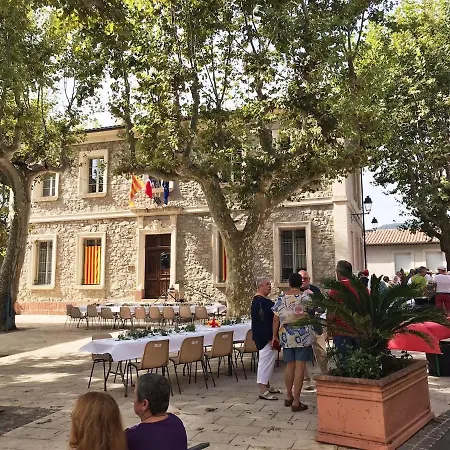 Maison Jasmin, Modern, Air-conditioned 2-bed With Lovely Terrace & Communal Pool